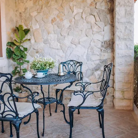 Villa With Garden, Pool & Golf *