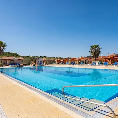 Villa With Garden, Pool & Golf
